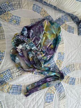 YITTY Purple Teal Yellow Satin Bonnet with Ties
